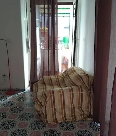 Donnaromita Holiday House Hystoric Center-3